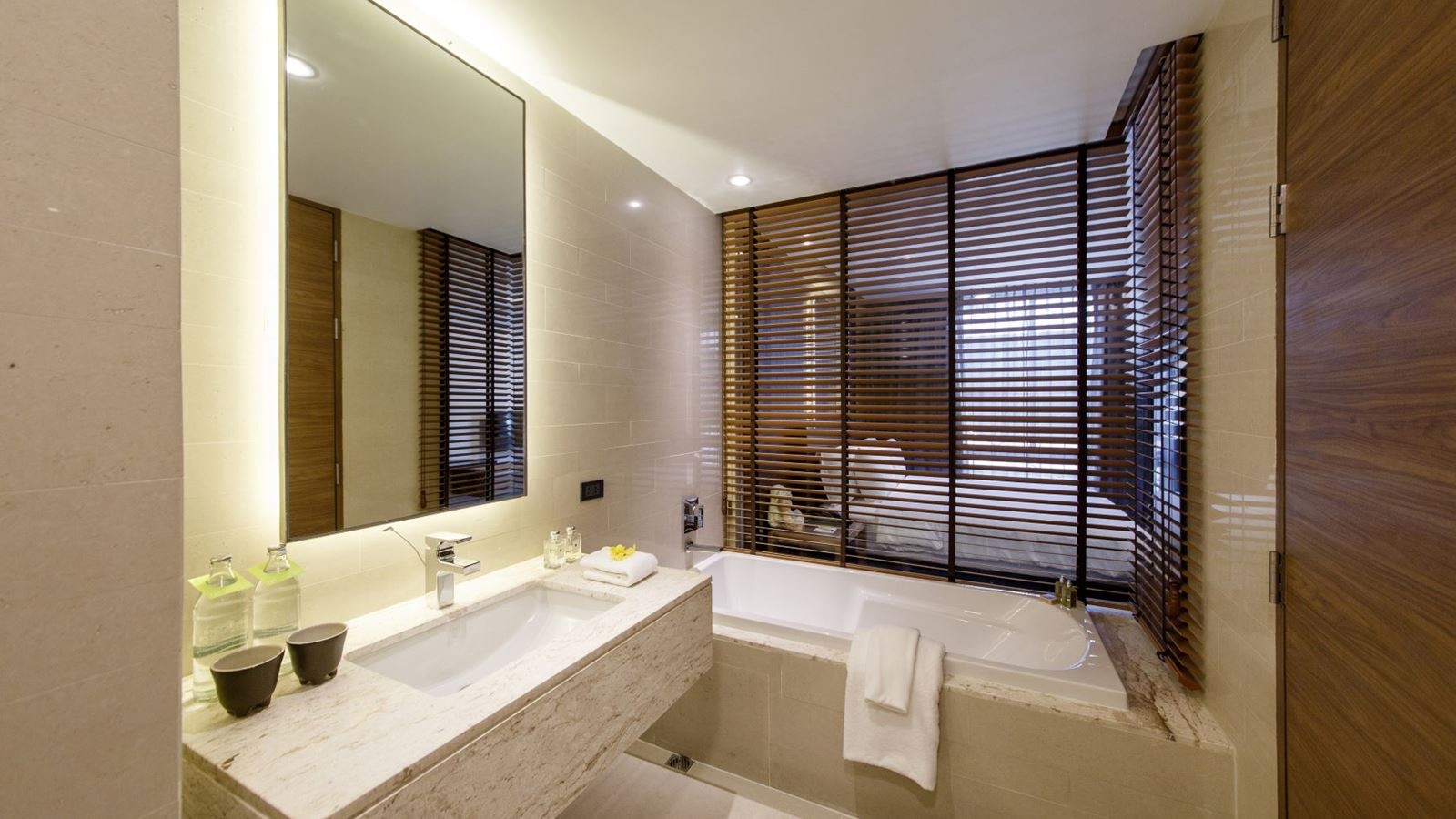 rooms-one-bedroom-deluxe-suite