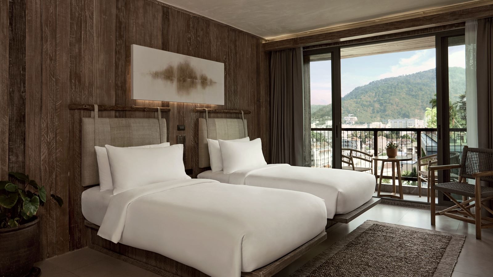 rooms-2-bedroom-family-suite