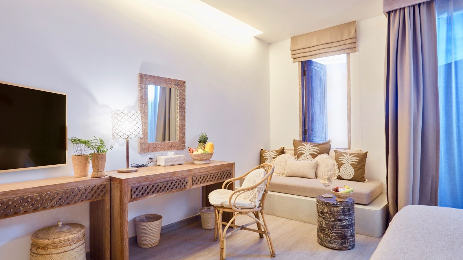 rooms-tropical-garden