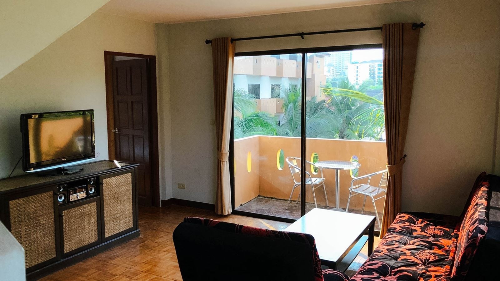 rooms-penthouse-apartment