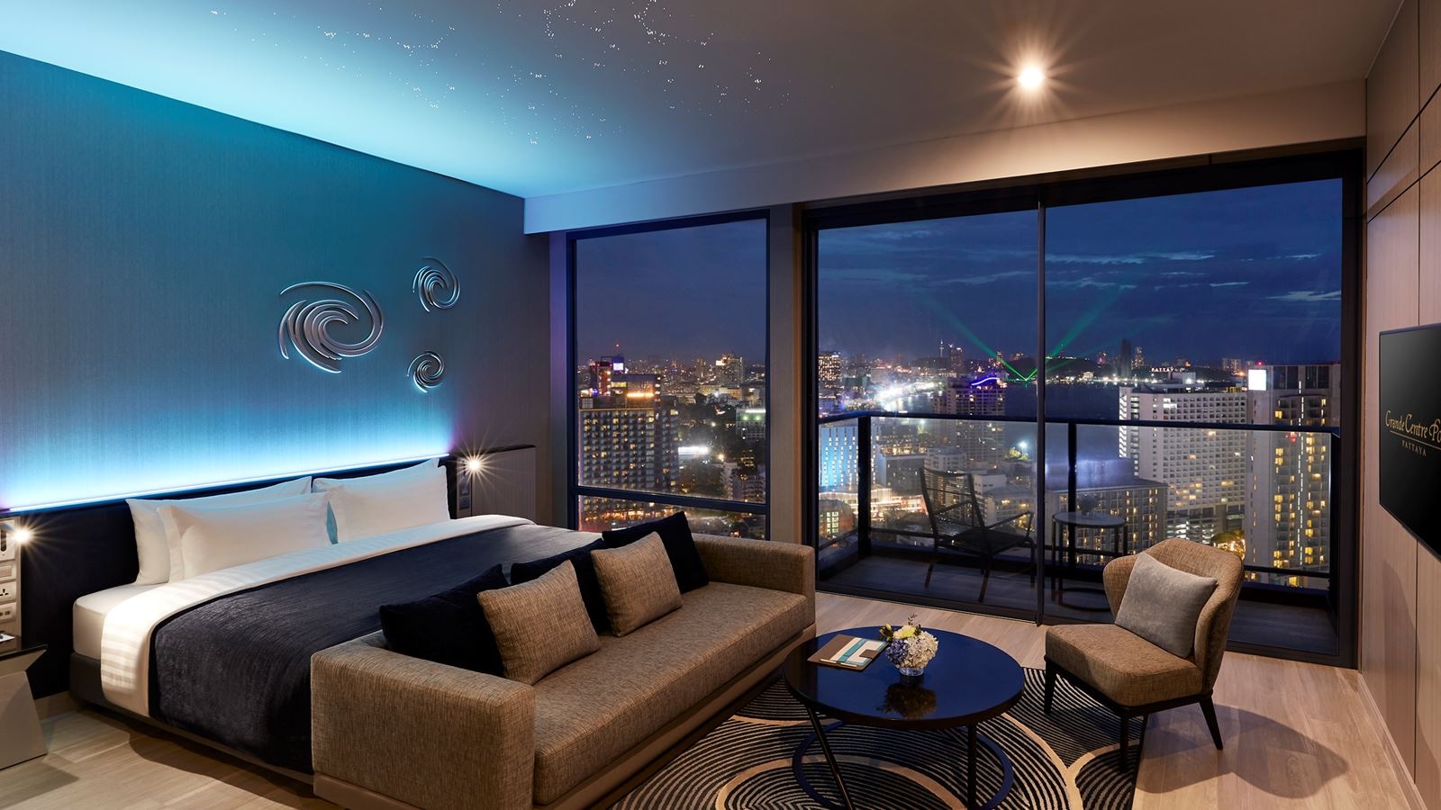 rooms-panoramic-suite-seaview