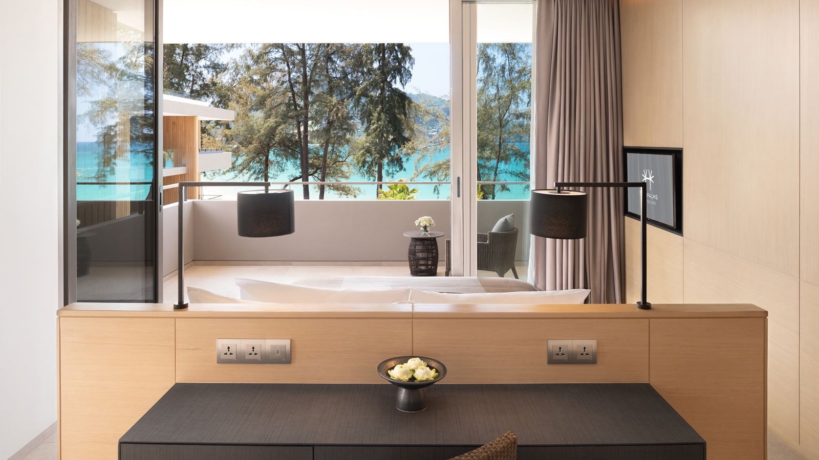 rooms-azure-sea-view-pool-penthouse