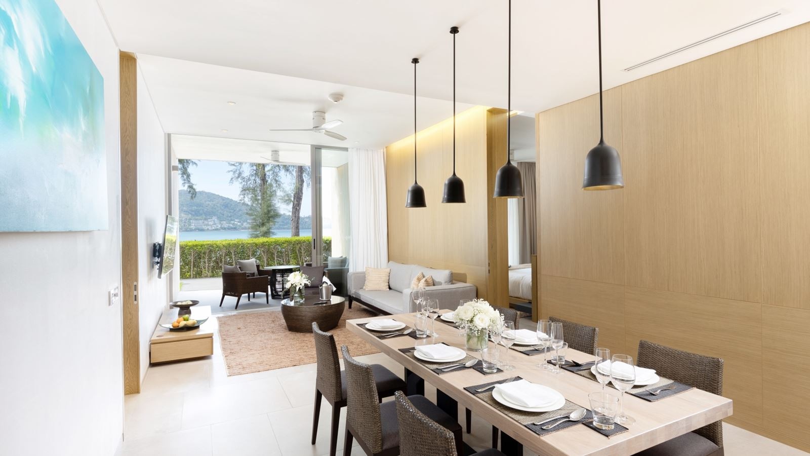 rooms-grand-azure-seafront-pool-suite-2bedroom