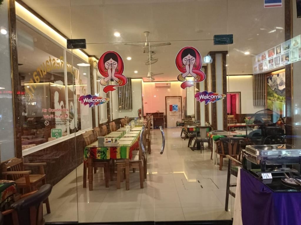 restaurants-main-restaurant