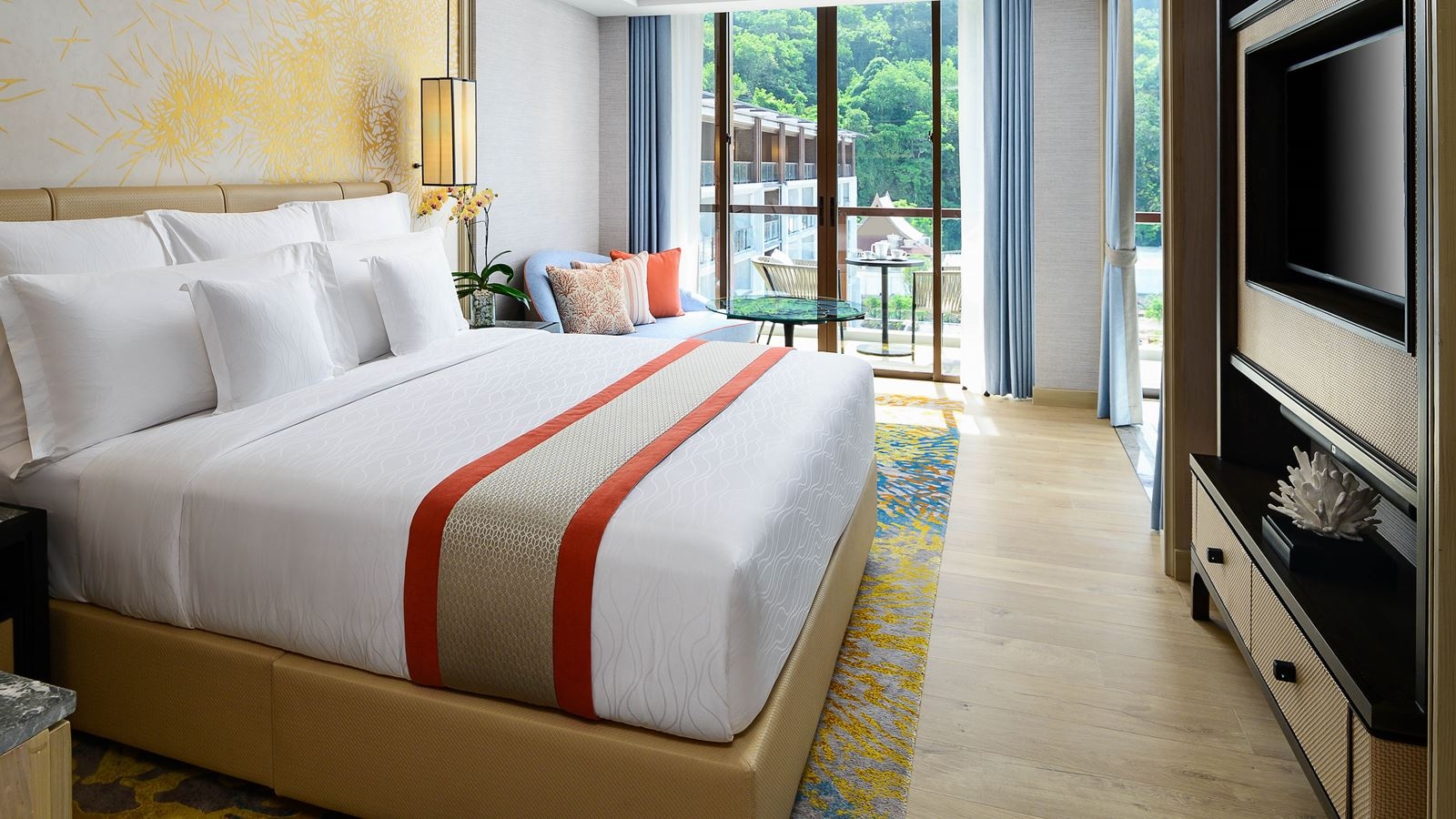 rooms-classic-mountain-view-room