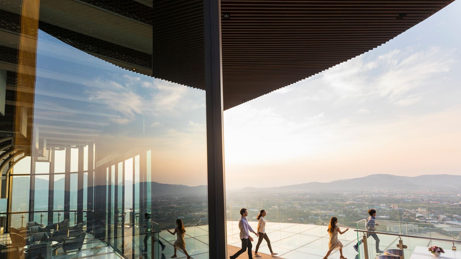 restaurants-vana-nava-sky-bar