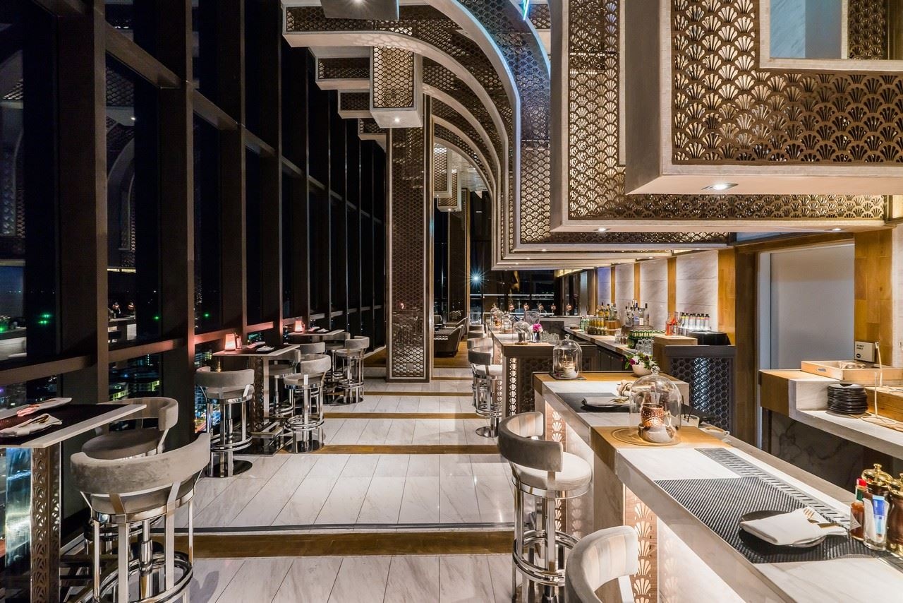 restaurants-vana-nava-sky-bar