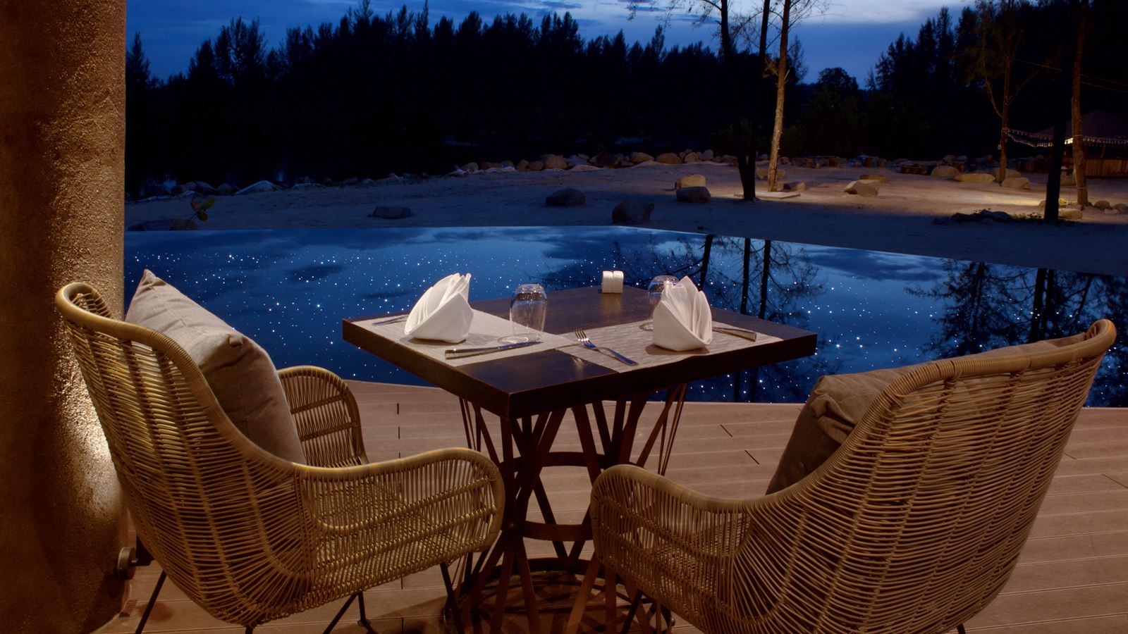 restaurants-beach-bar-restaurant