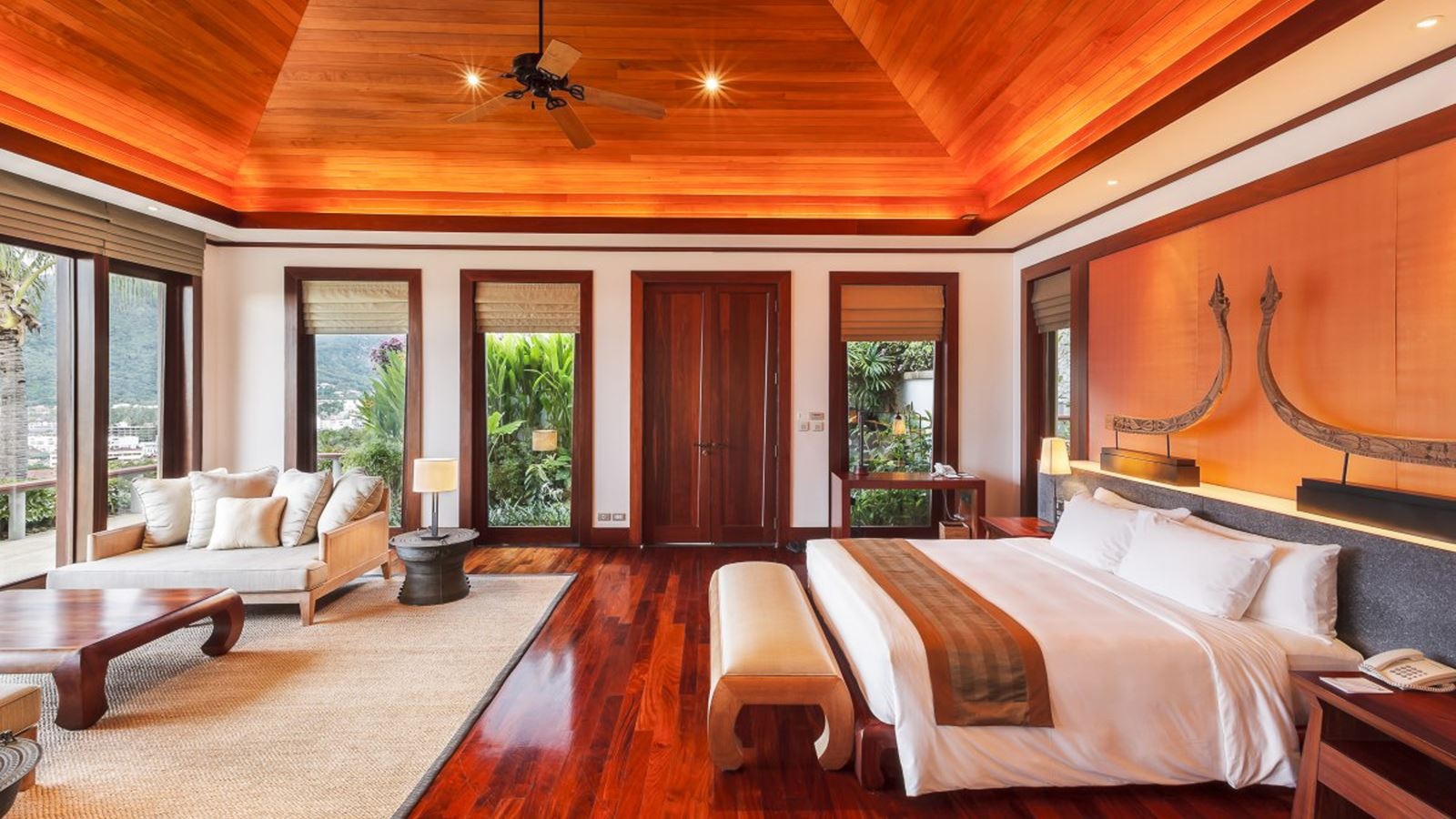 rooms-5-bedroom-pool-villas