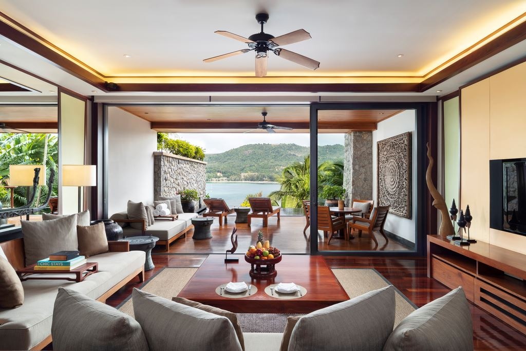 rooms-1-bedroom-pool-suite