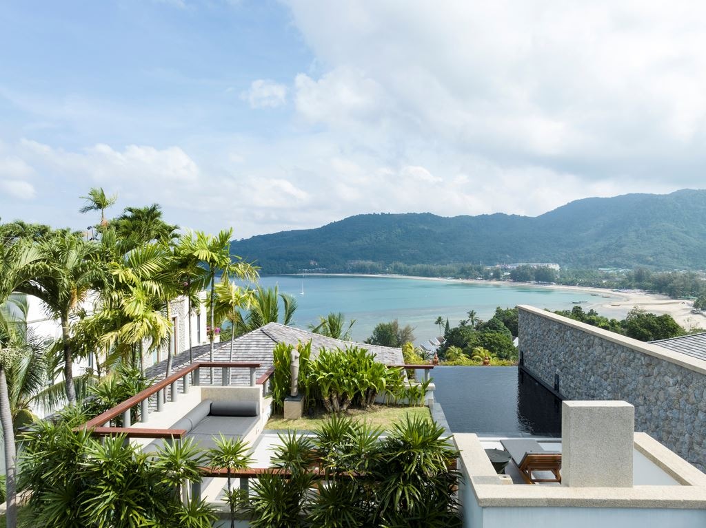 rooms-1-bedroom-penthouse-pool-suite