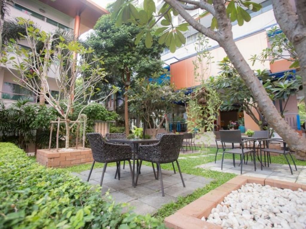 bars-lobby-lounge-and-bar