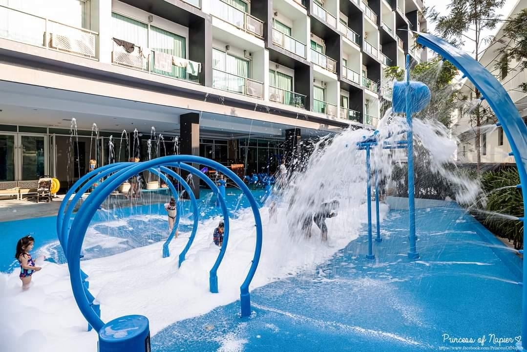 pools-outdoor-childrens-pool