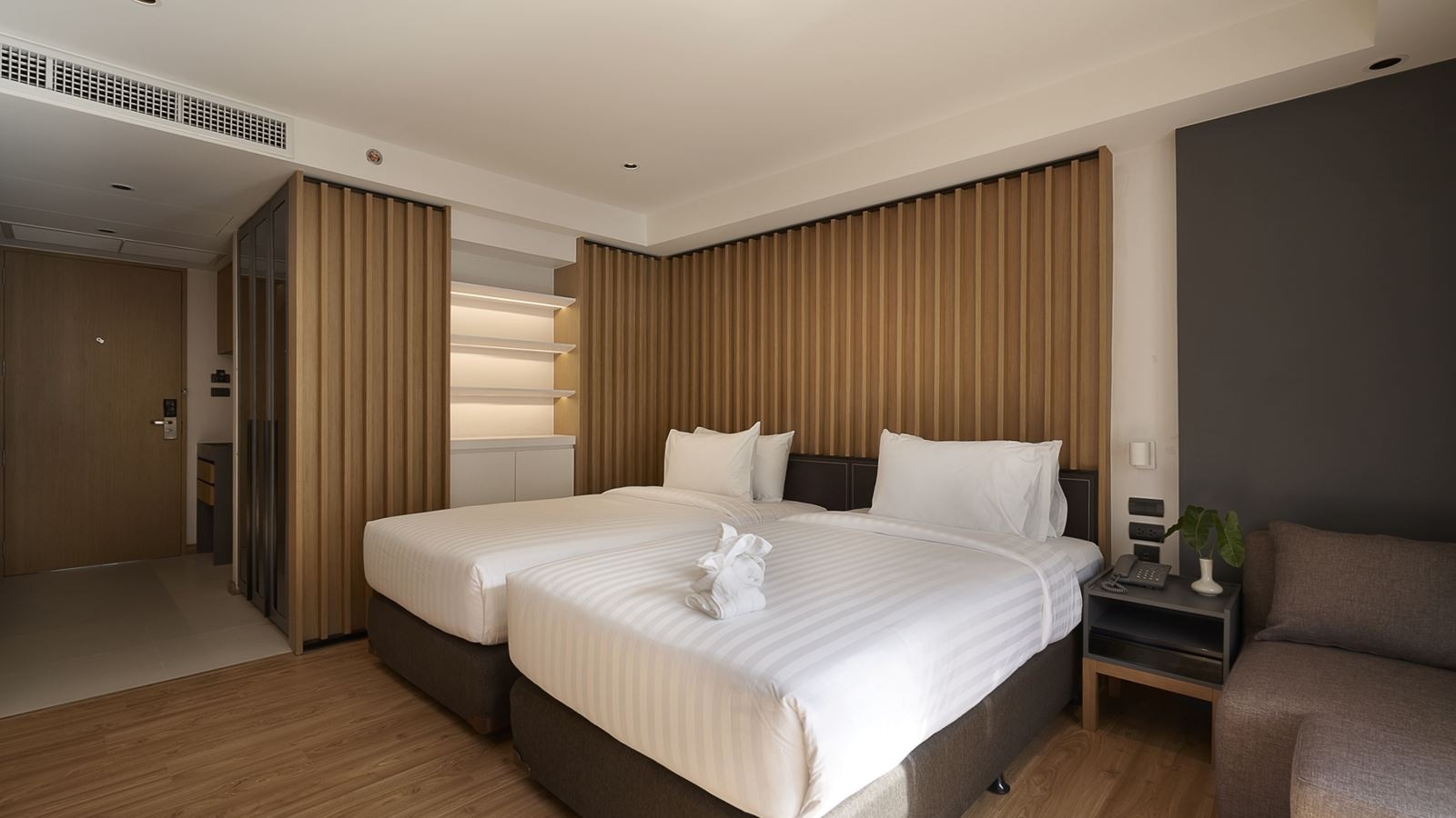 rooms-superior-garden-view