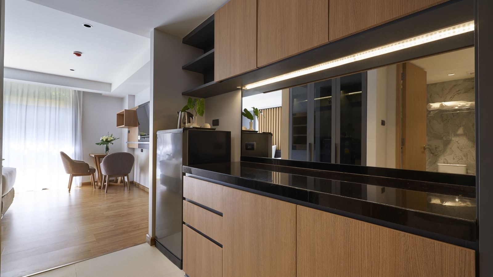 rooms-suprior-city-view