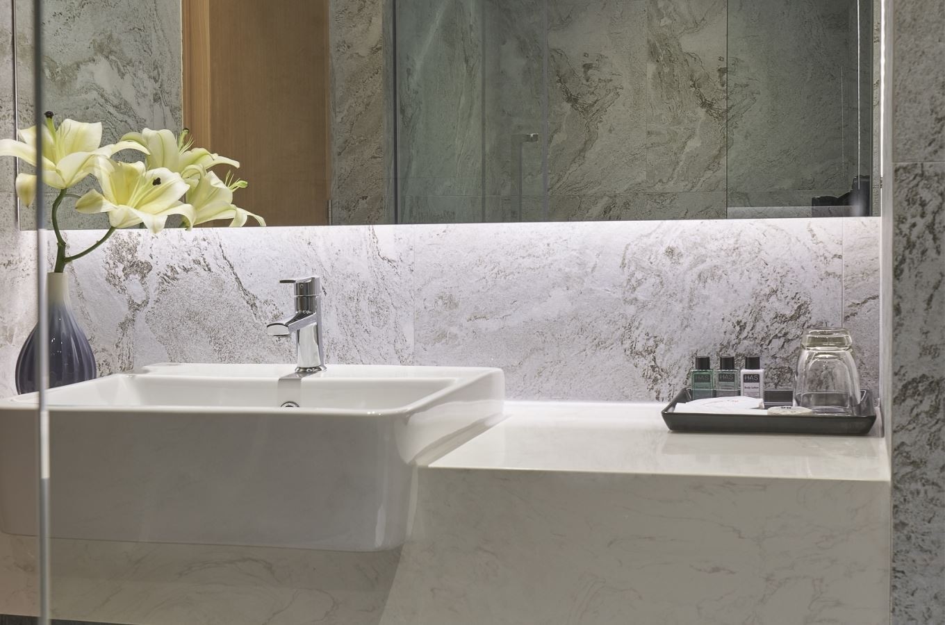 rooms-suprior-city-view