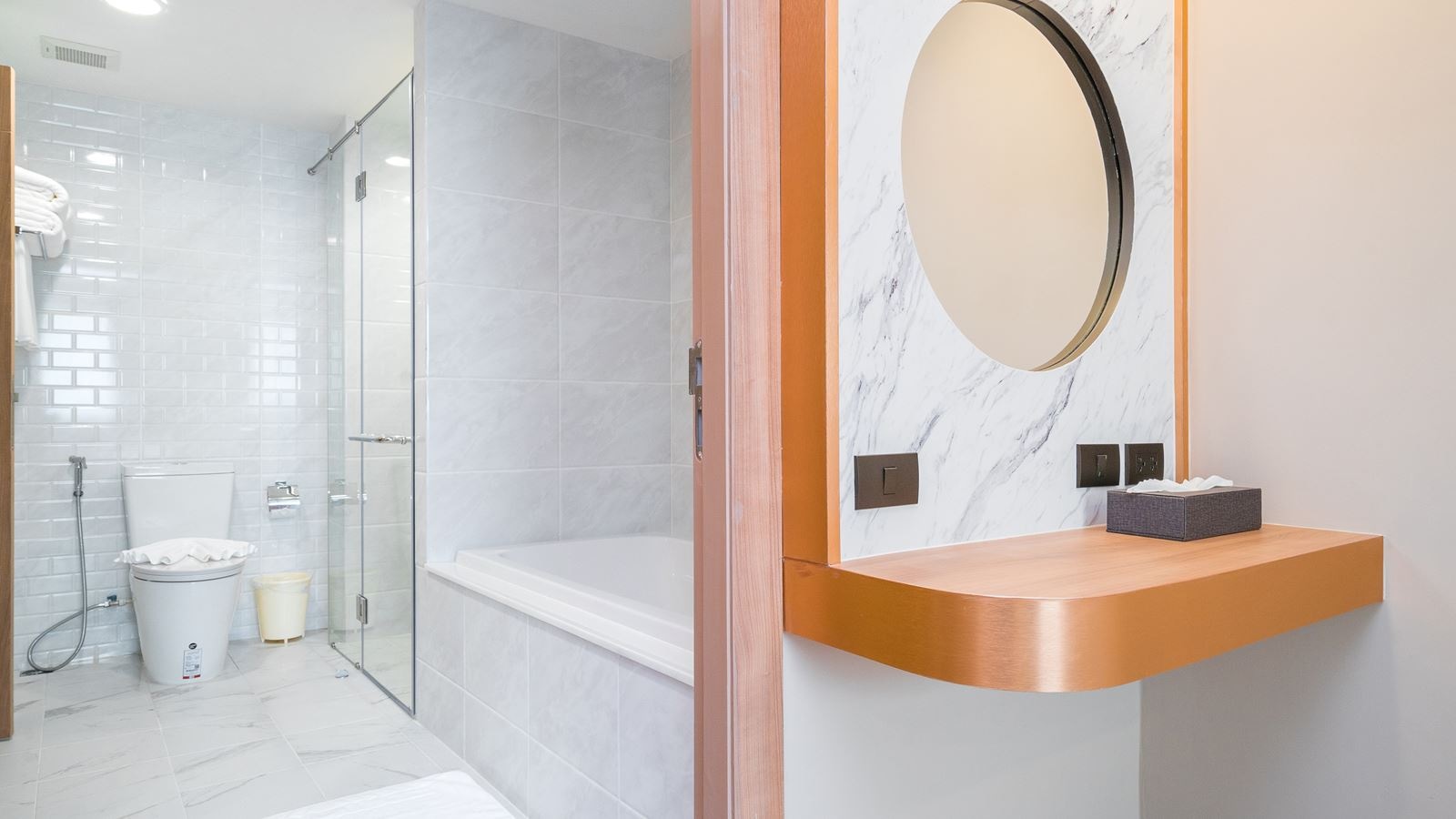 rooms-twobedroom-suite