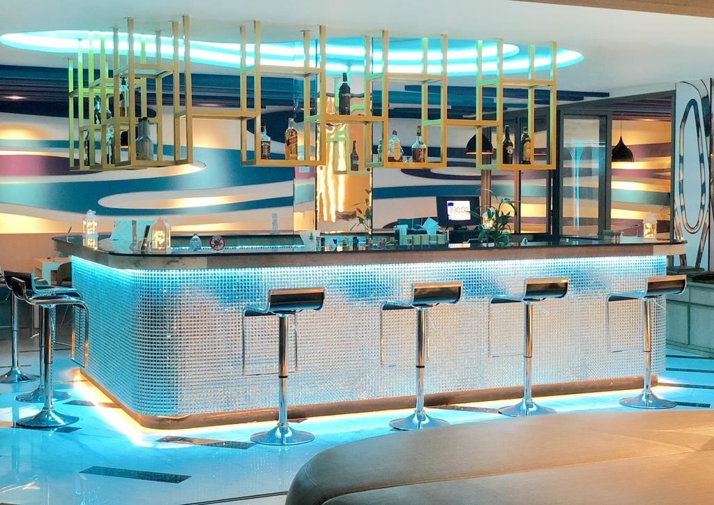 restaurants-the-anchor-bistro-and-bar