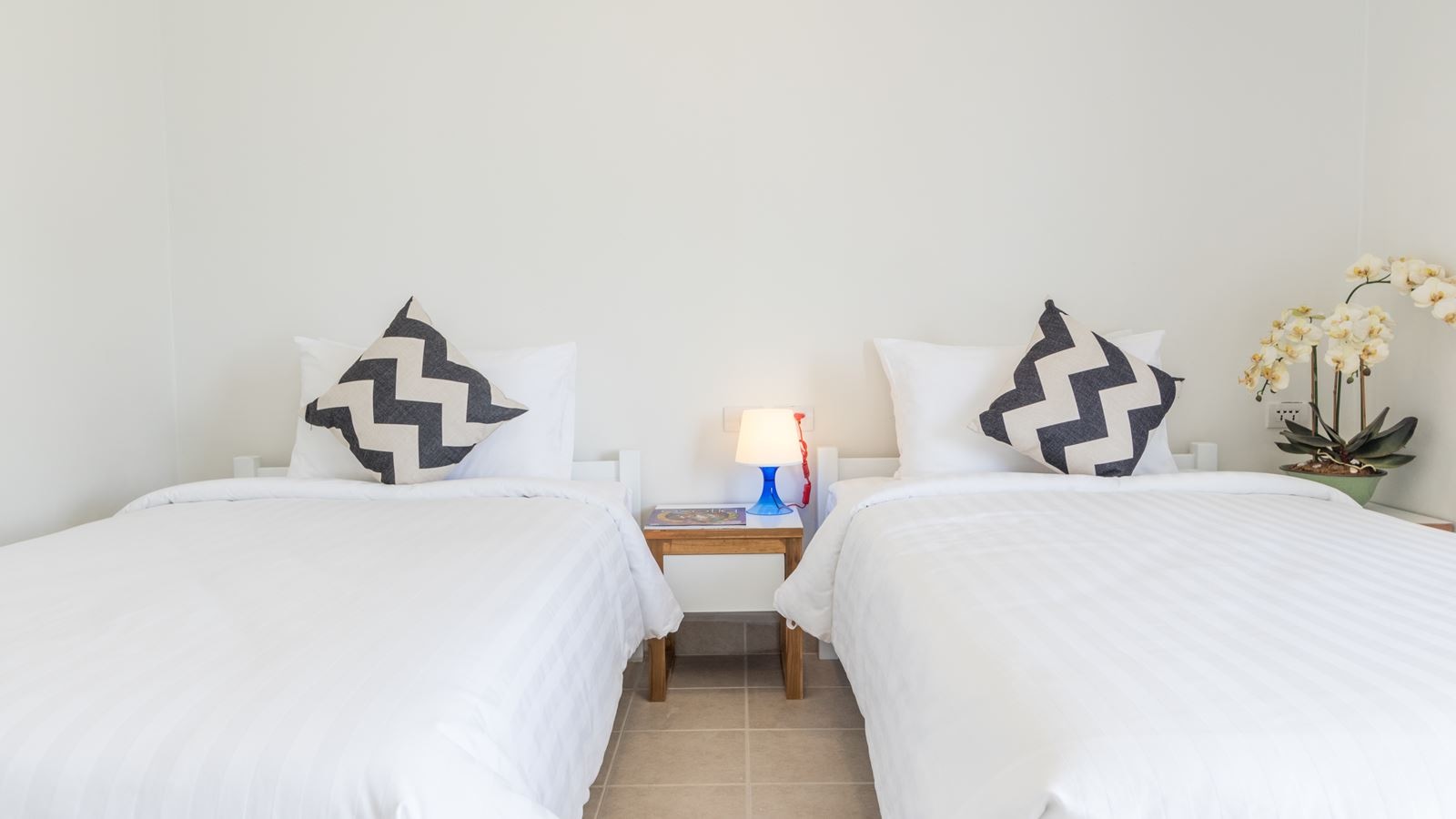 rooms-standard-garden-view