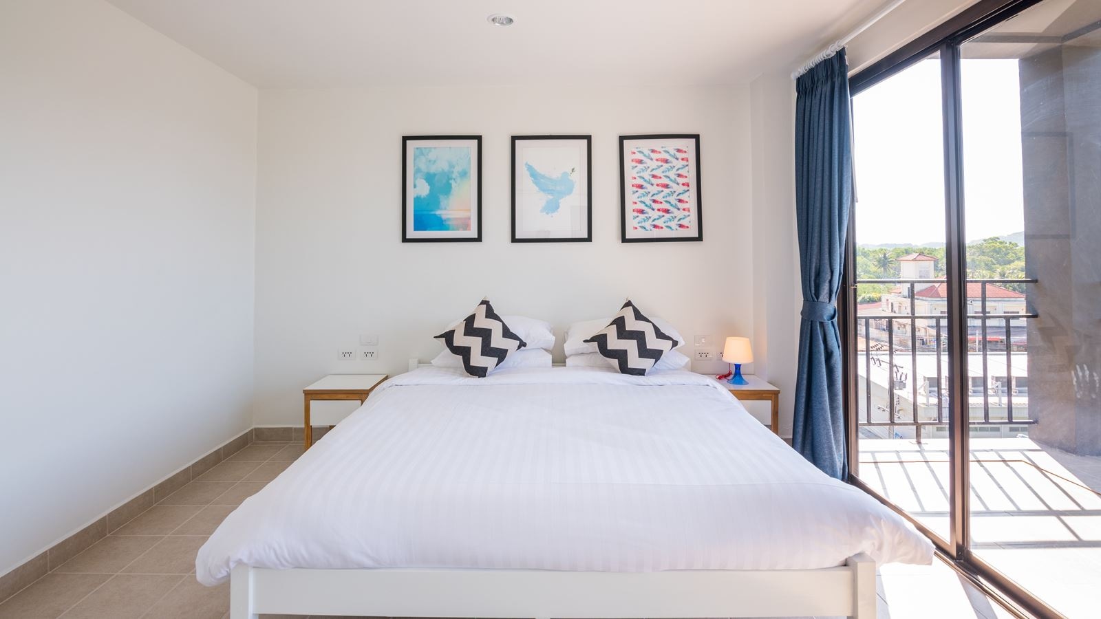 rooms-suite-2br-pool-view