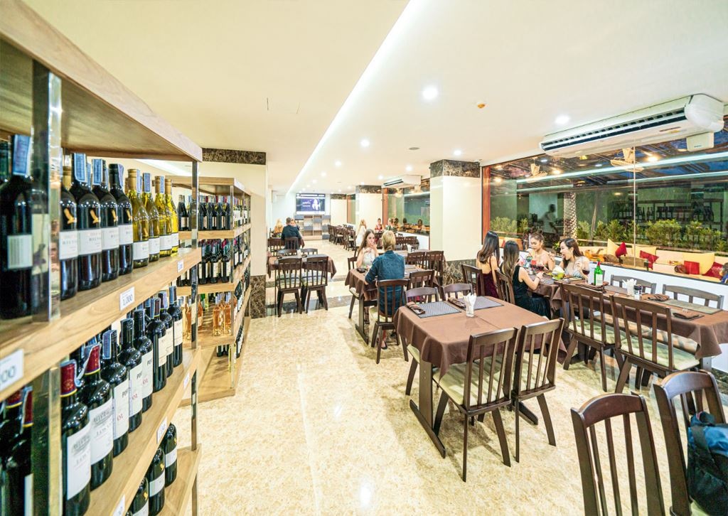 restaurants-mai-khao-garden-grill-and-restaurant