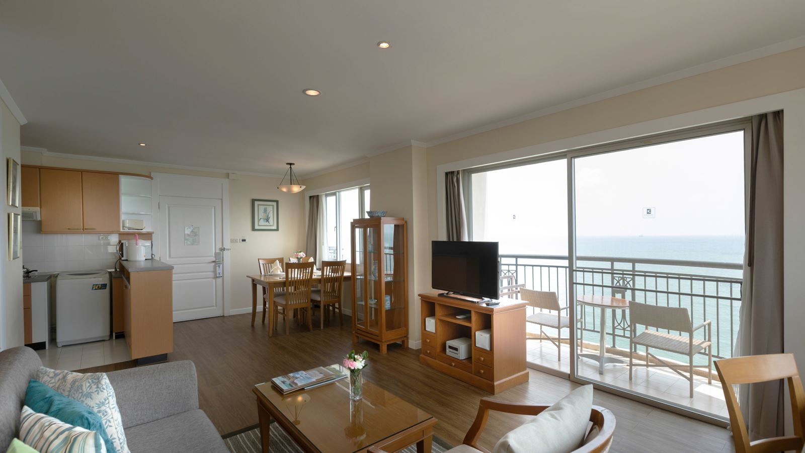 rooms-one-bedroom-suite