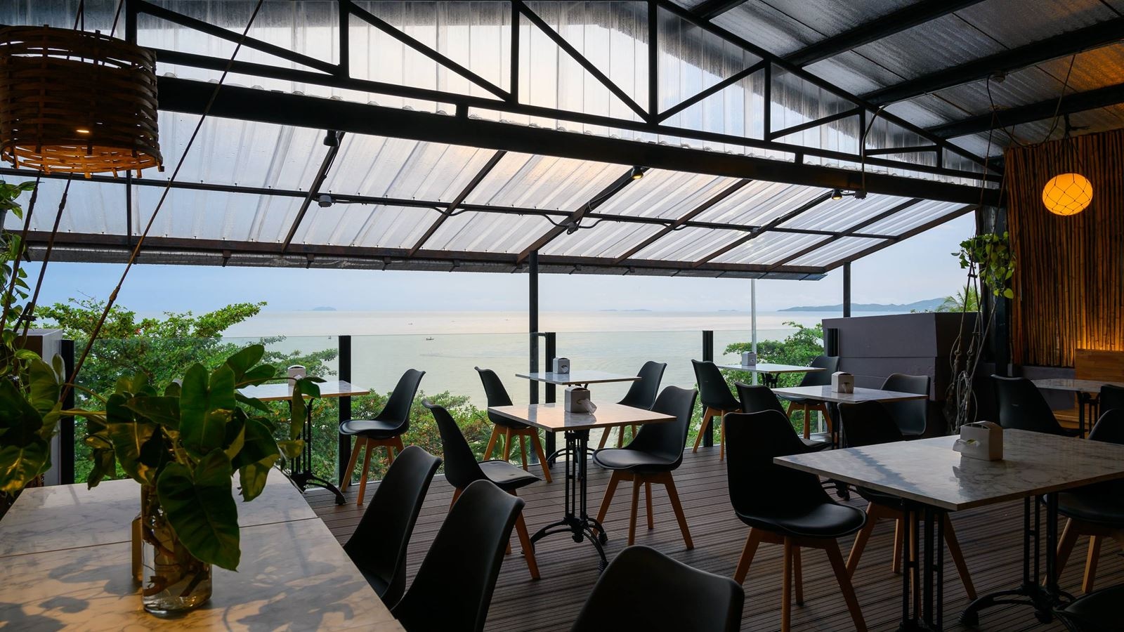 restaurants-sky-terrace