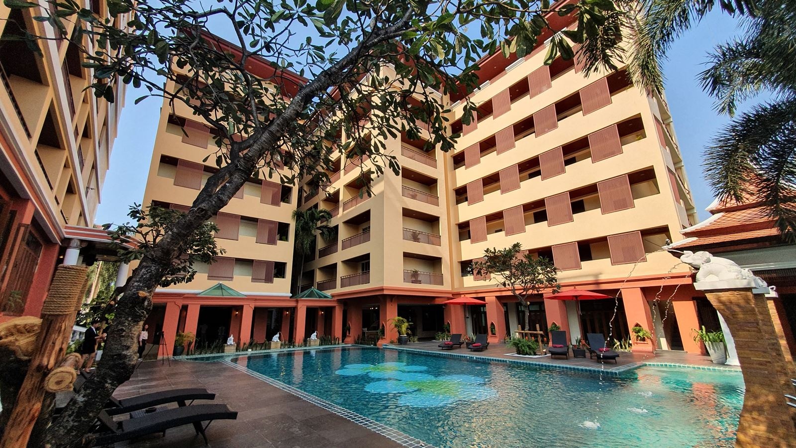 general-main-building