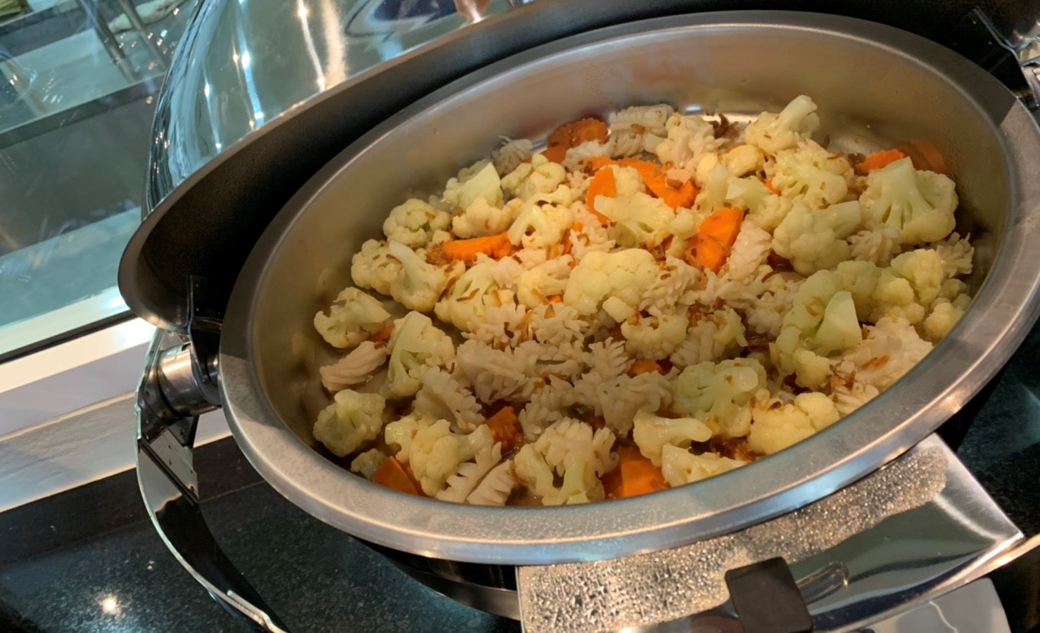 restaurants-rainbow-bubble-restaurant