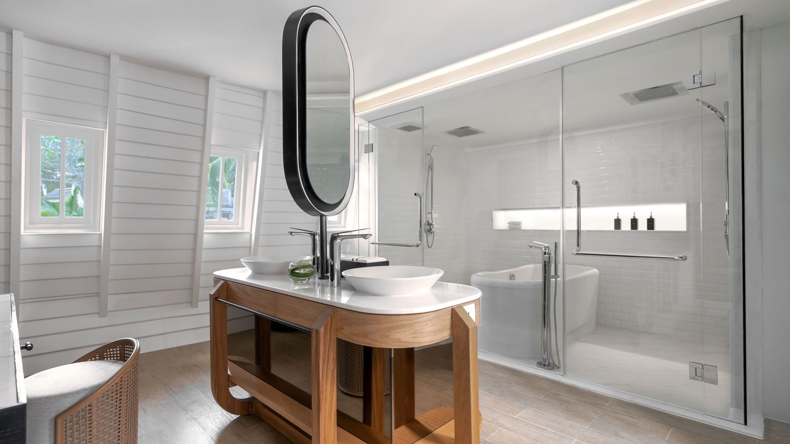 rooms-the-level-boat-suite