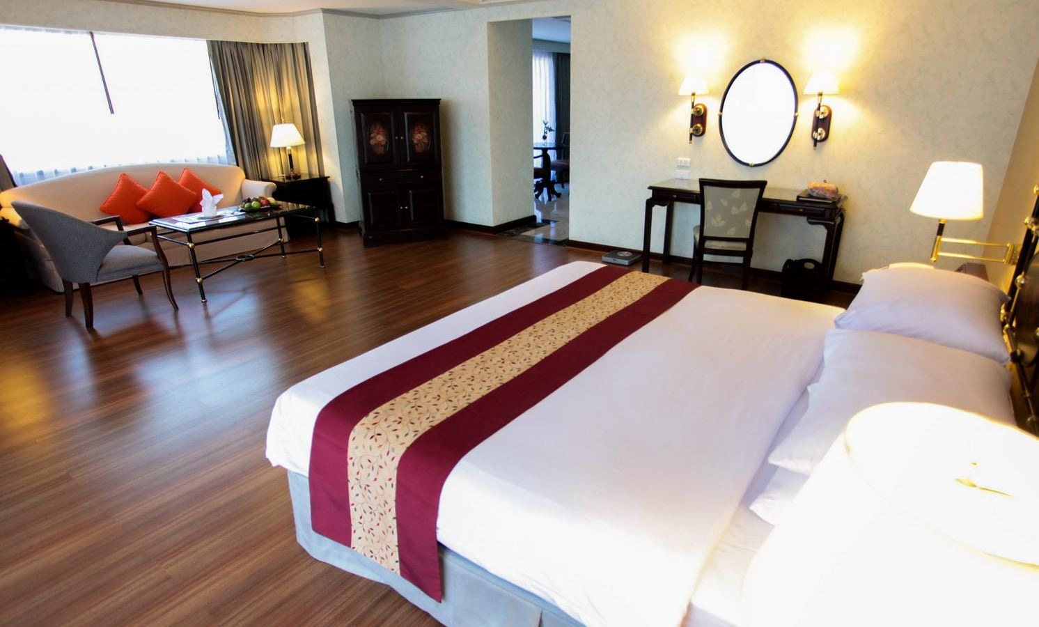 rooms-executive-room