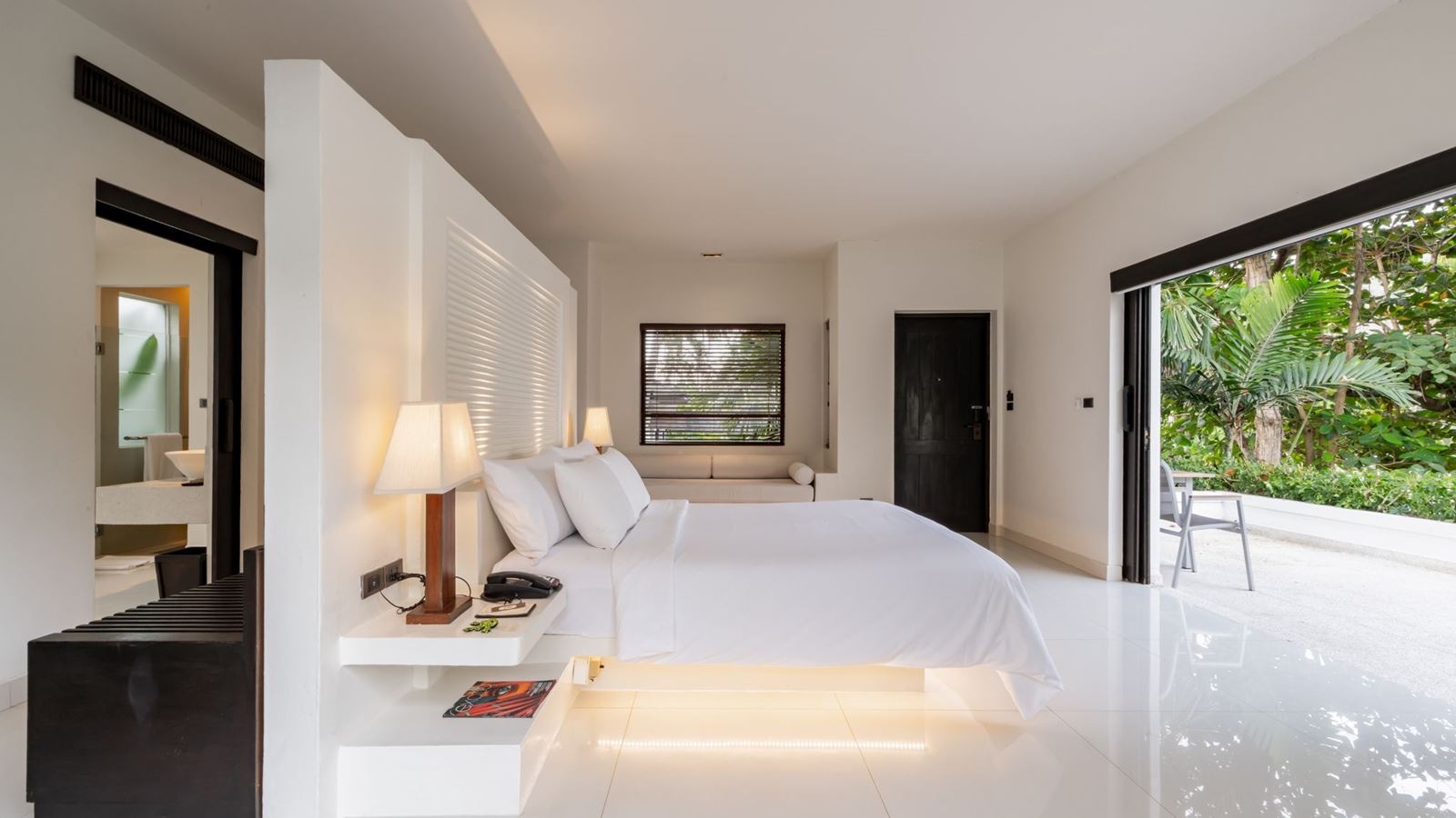 rooms-grand-deluxe-premium-pool-villa-with-seaview