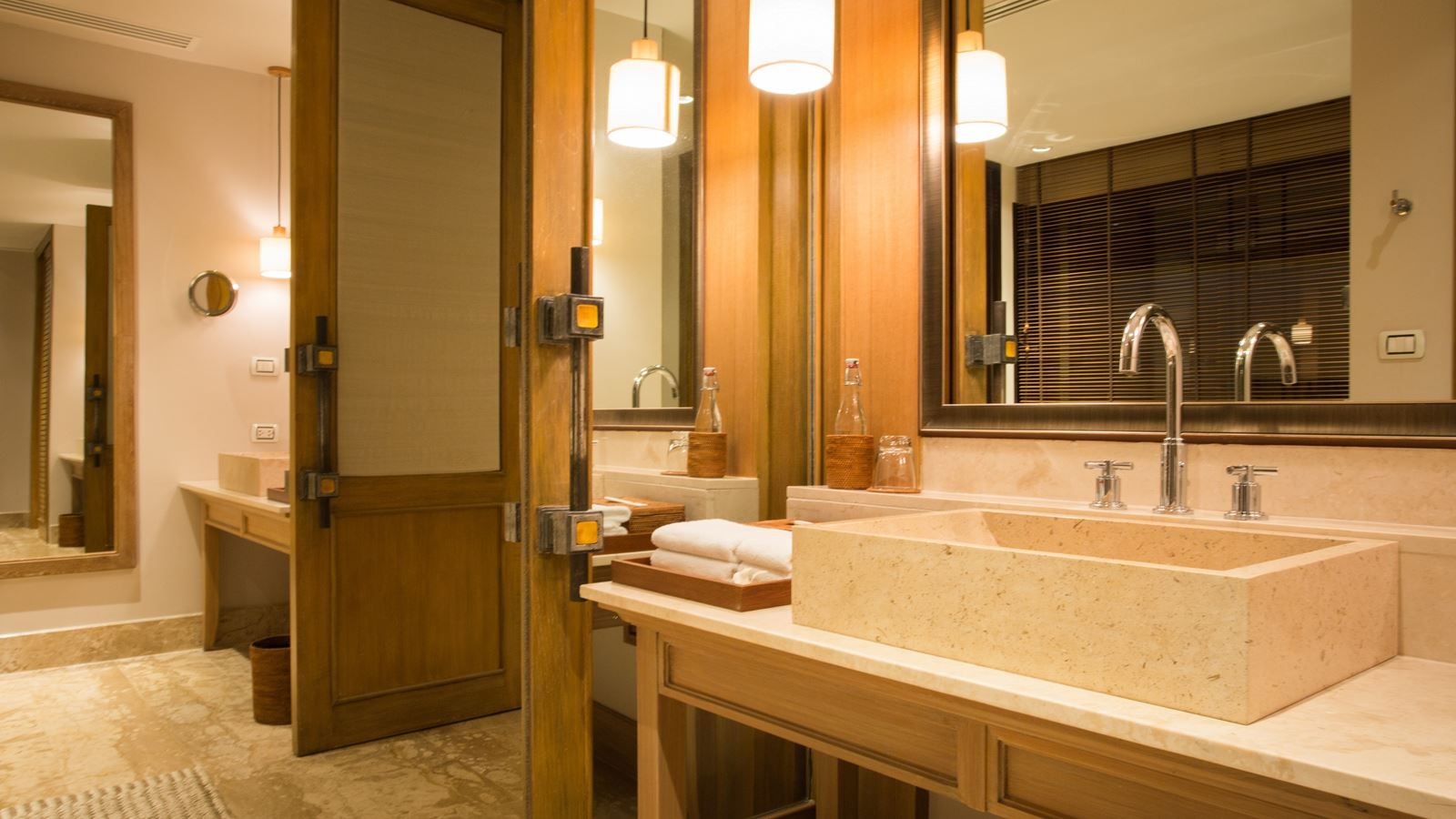 rooms-ocean-view-pool-junior-suite