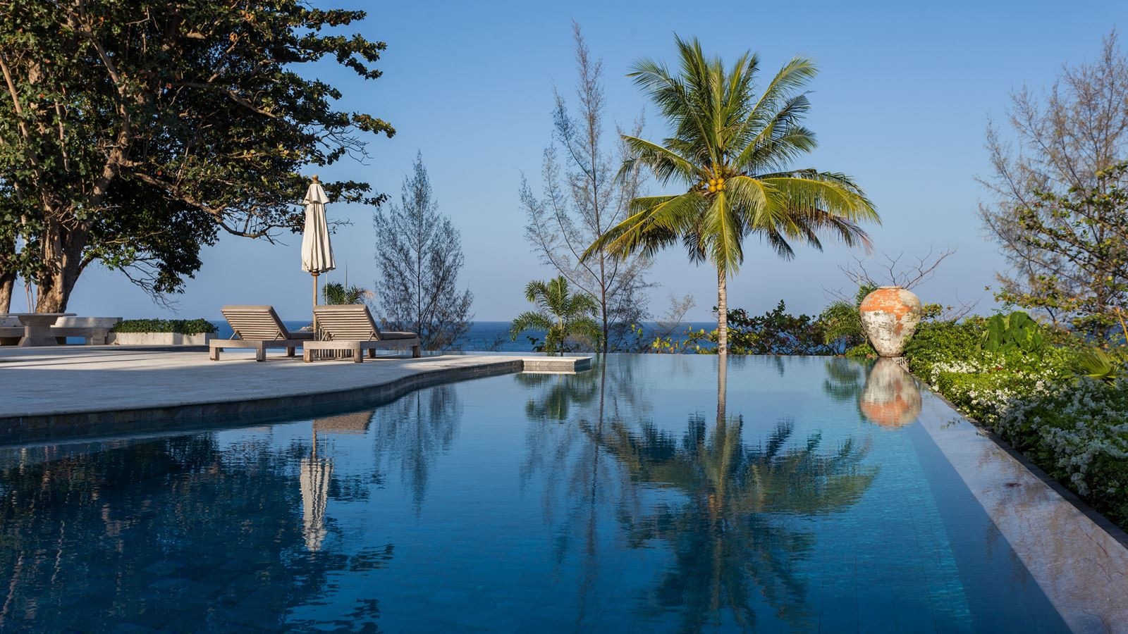 rooms-9-bedroom-ocean-front-residence