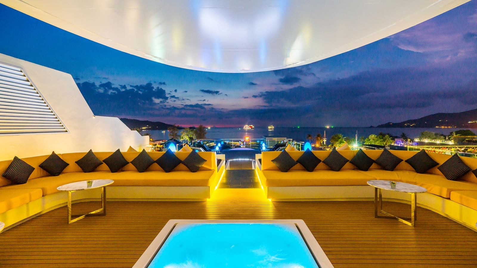 restaurants-kee-sky-lounge