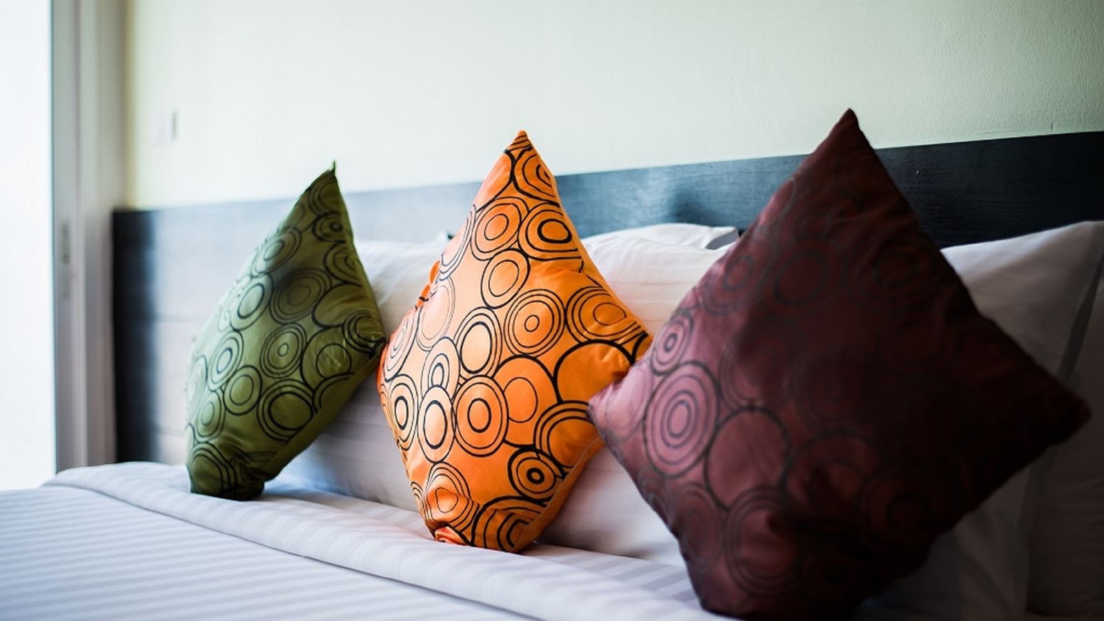 rooms-honeymoon-suite