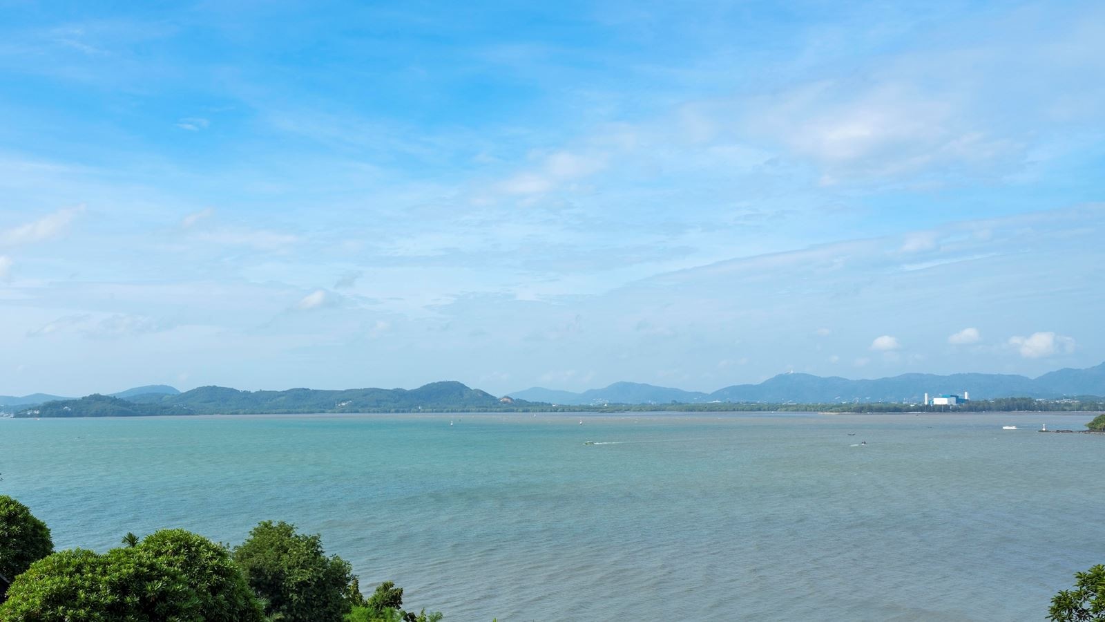 rooms-1-bedroom-premium-suite-sea-view