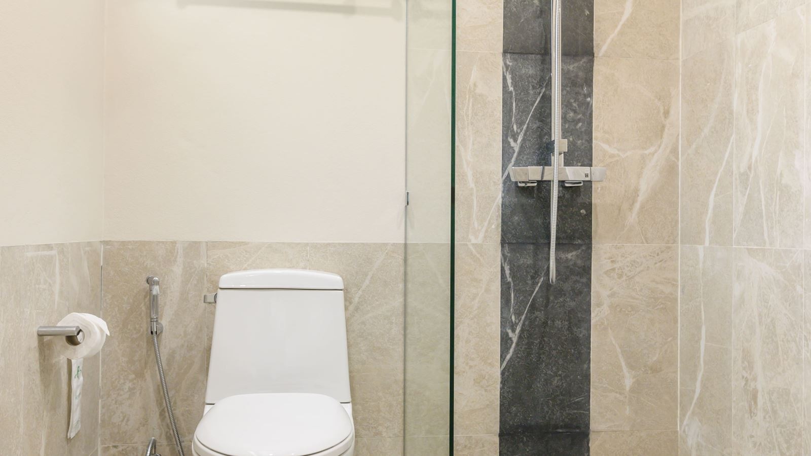 rooms-superior-comfy-room