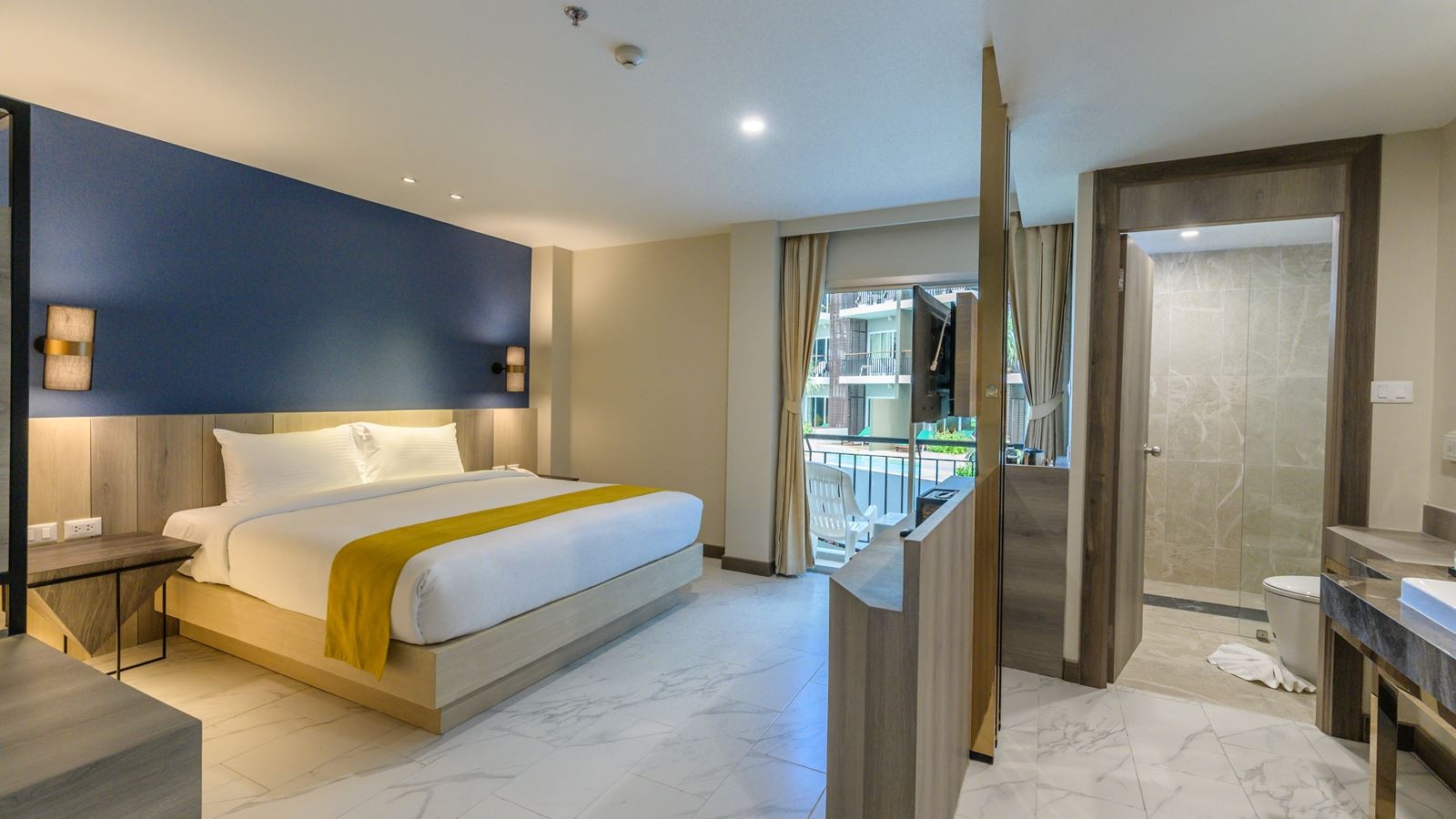 rooms-superior-comfy-room