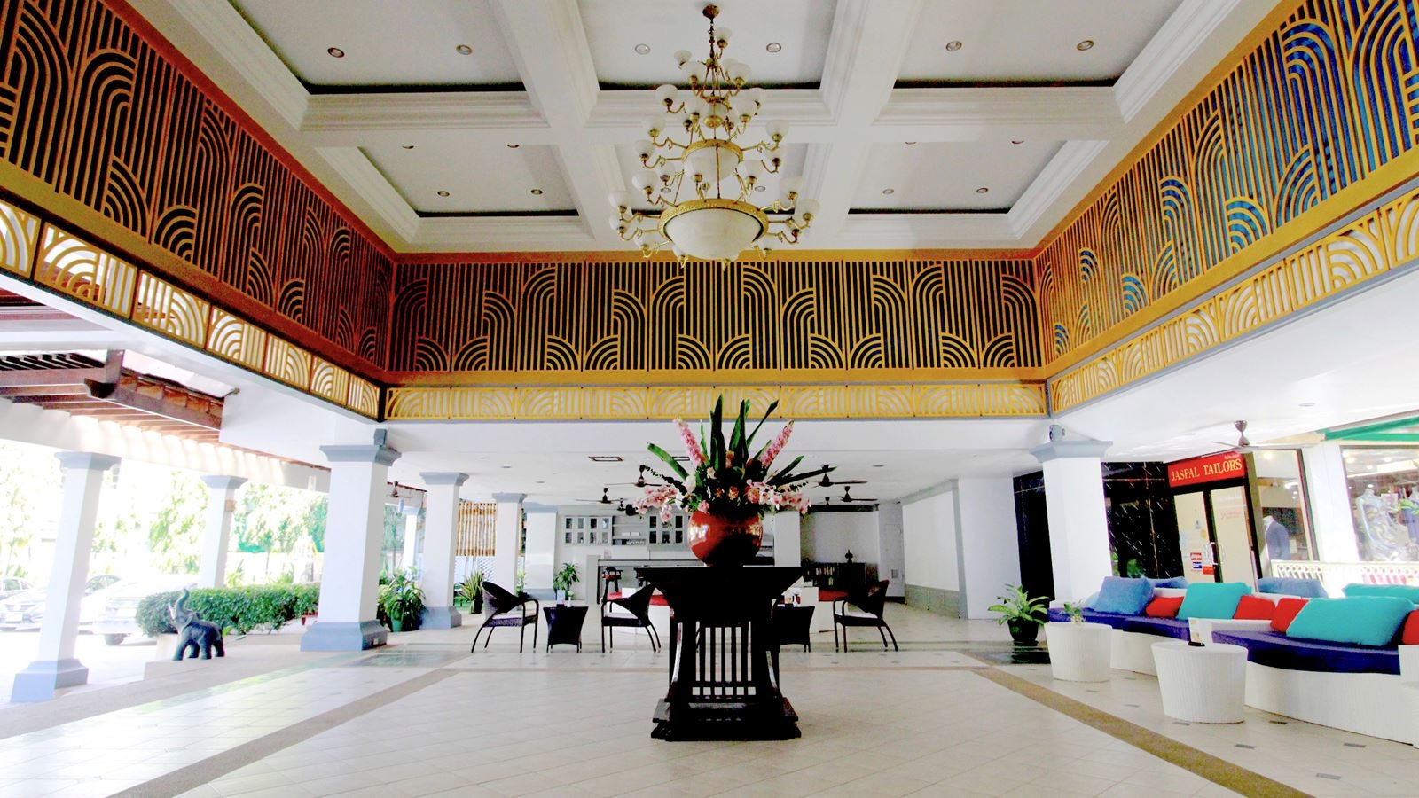 general-main-building