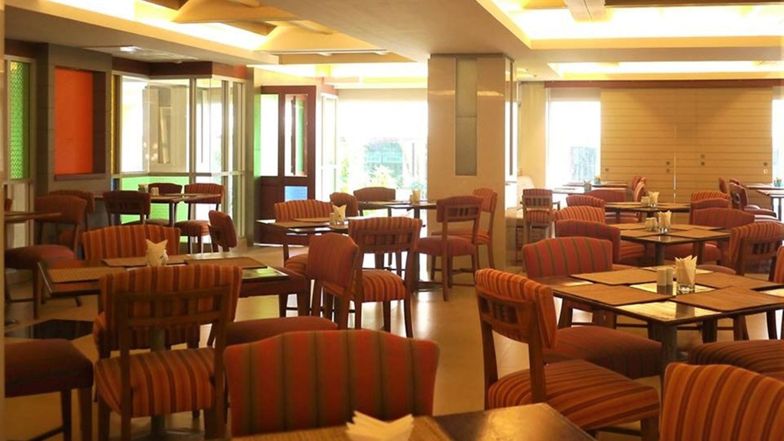 restaurants-coffee-shop