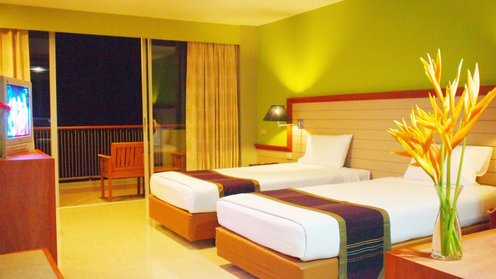 rooms-royal-4-bedrooms-suite