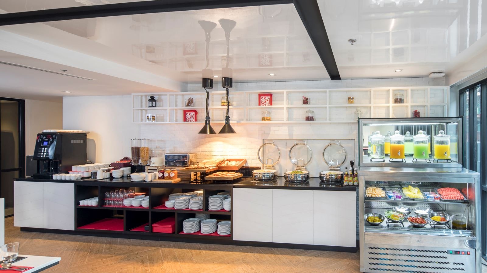 restaurants-the-lodge