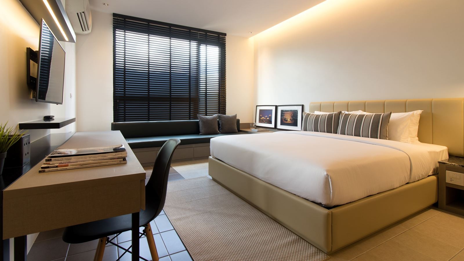 rooms-nitarn-room-double-bed