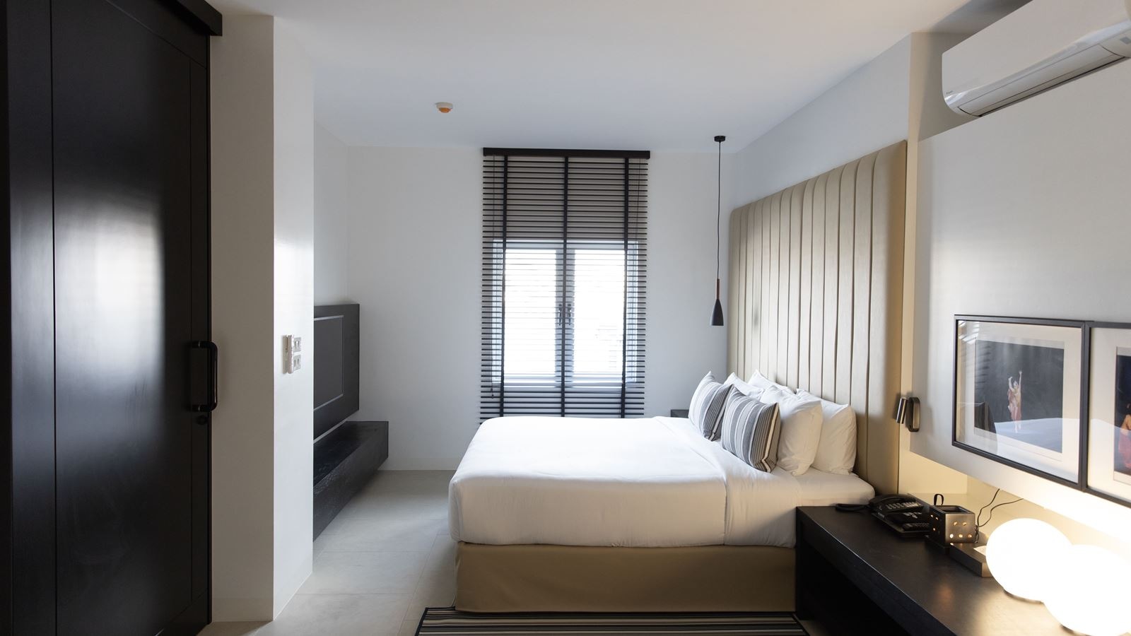 rooms-lilit-riverfront-suite-b