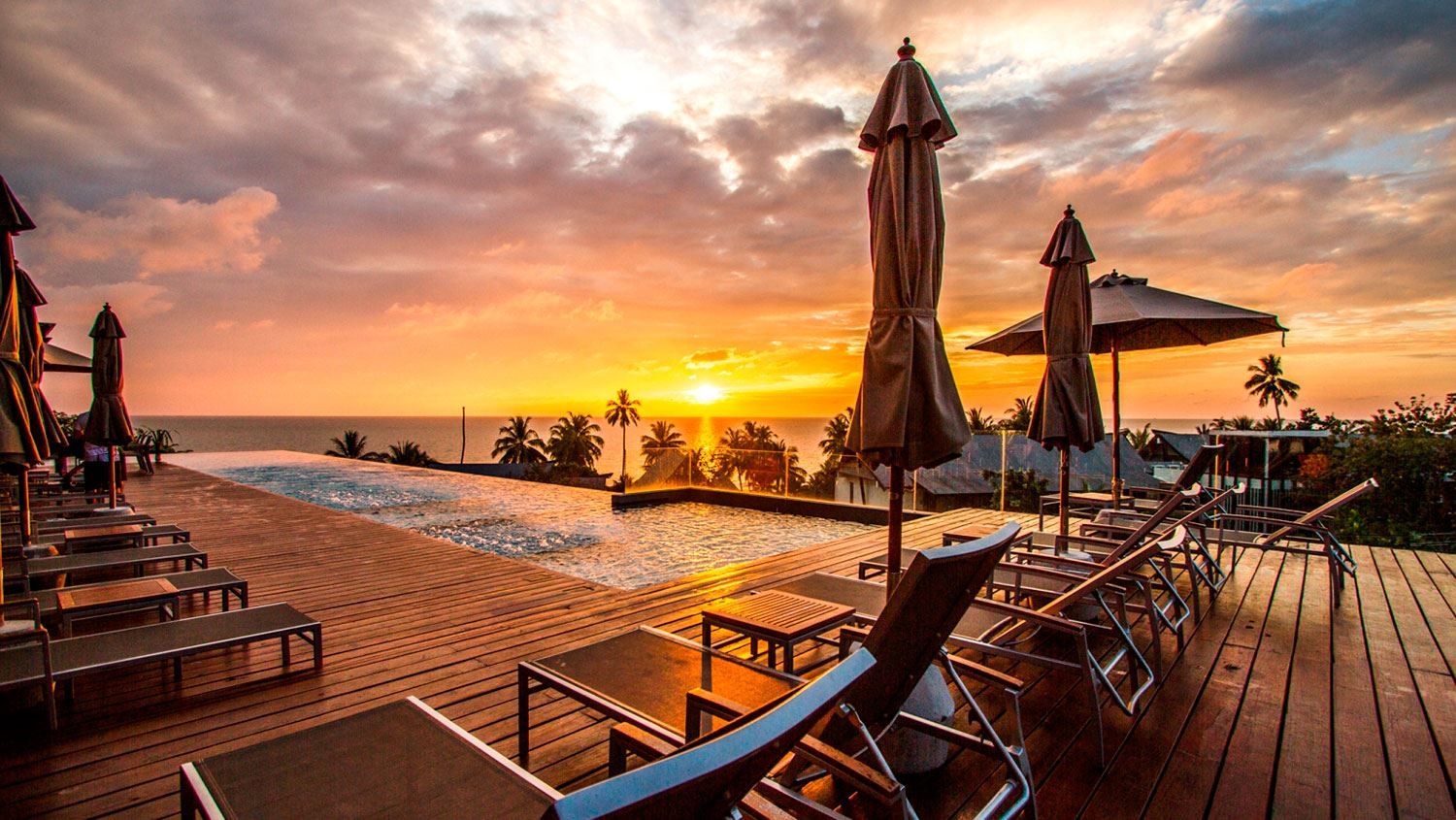 bars-horizon-pool-bar