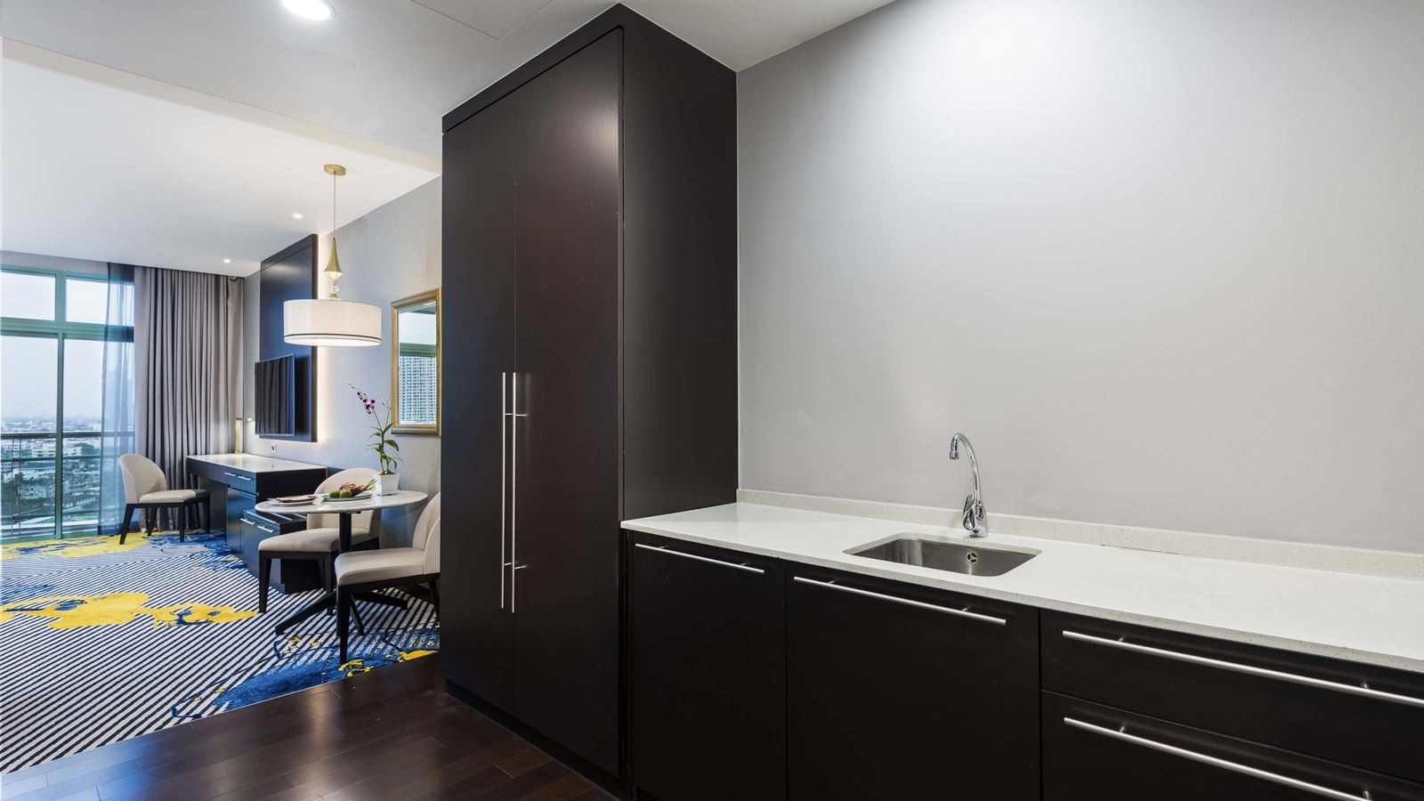 rooms-grand-deluxe-river-view