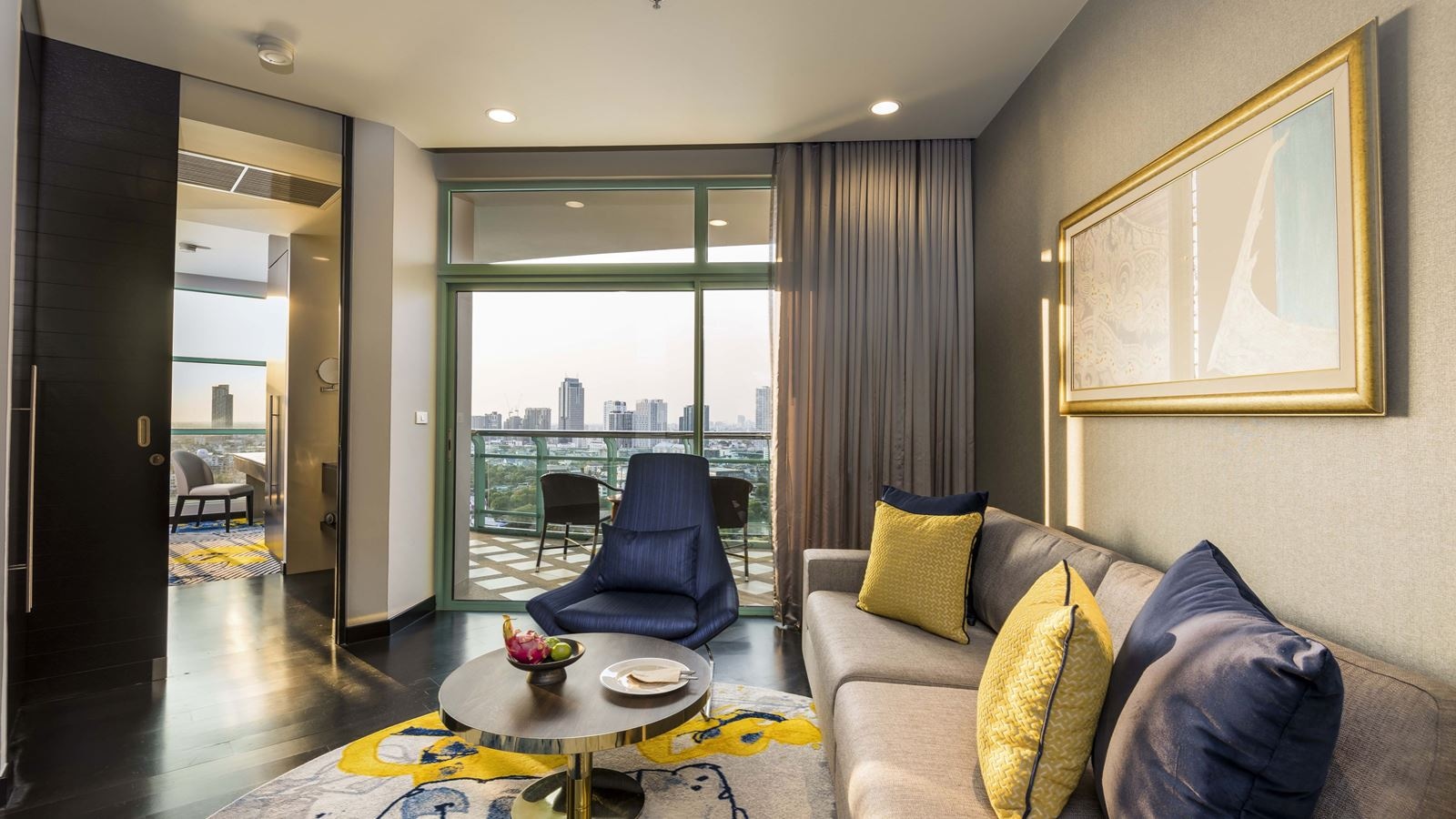 rooms-one-bedroom-skyline-suite
