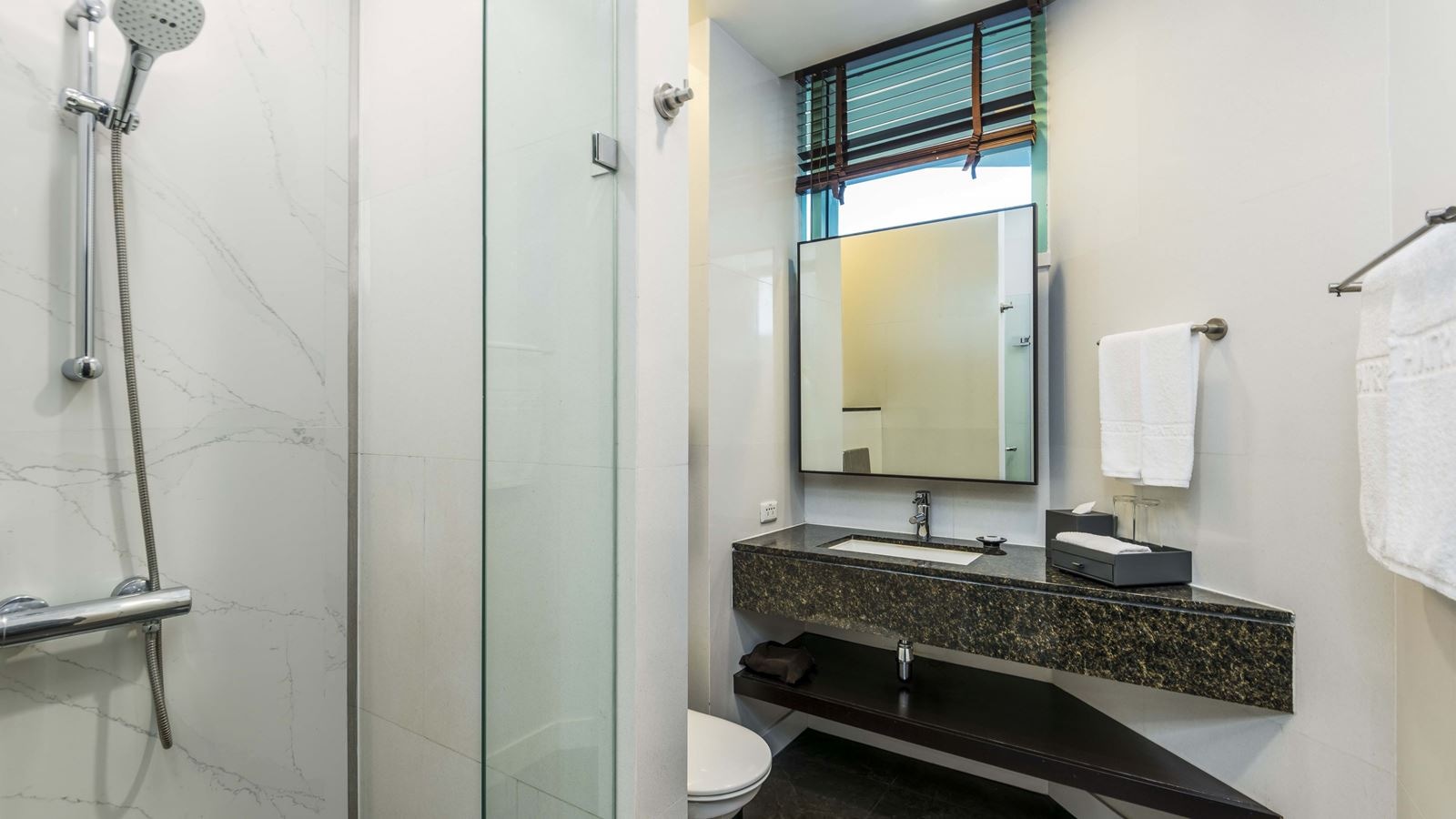 rooms-two-bedroom-suite-river-view