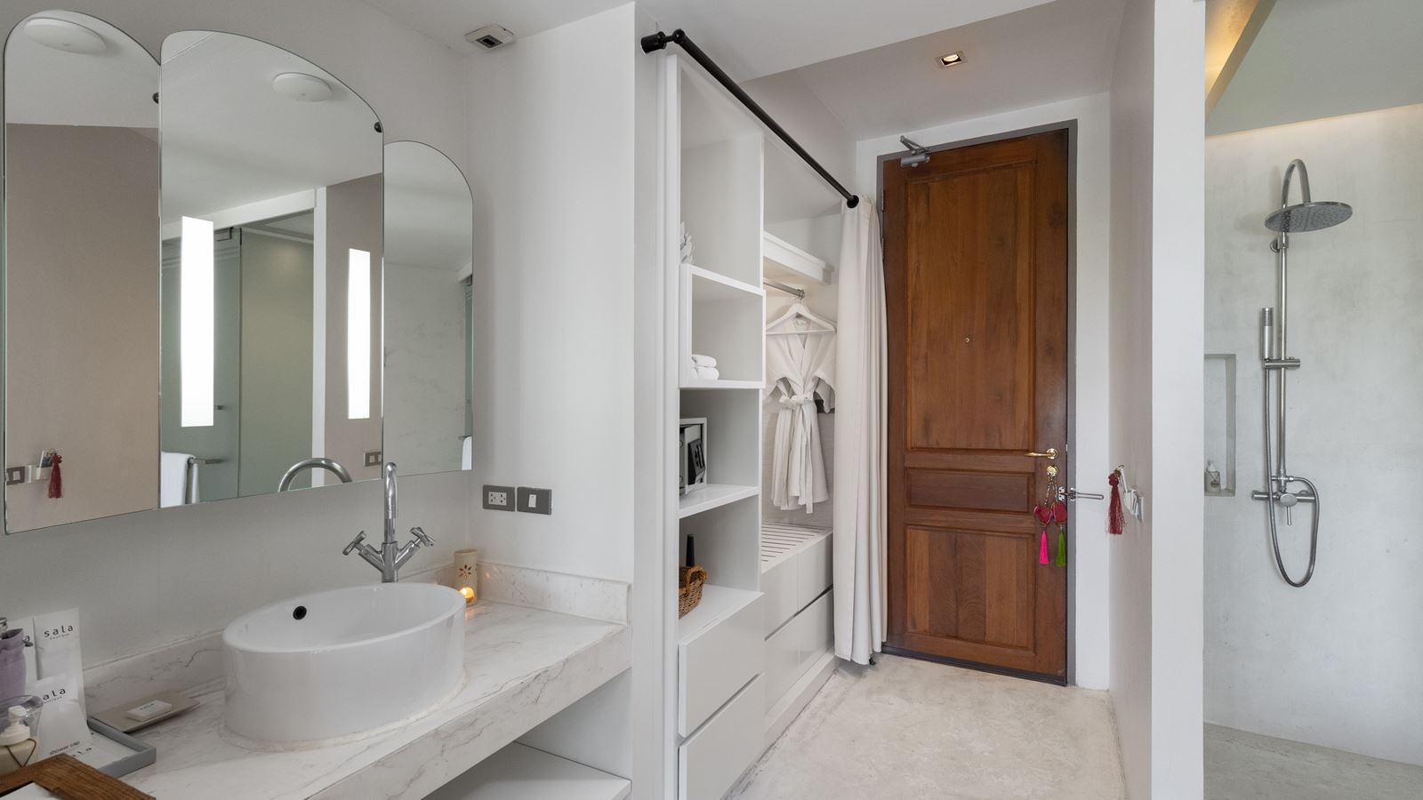 rooms-river-view-superior-balcony